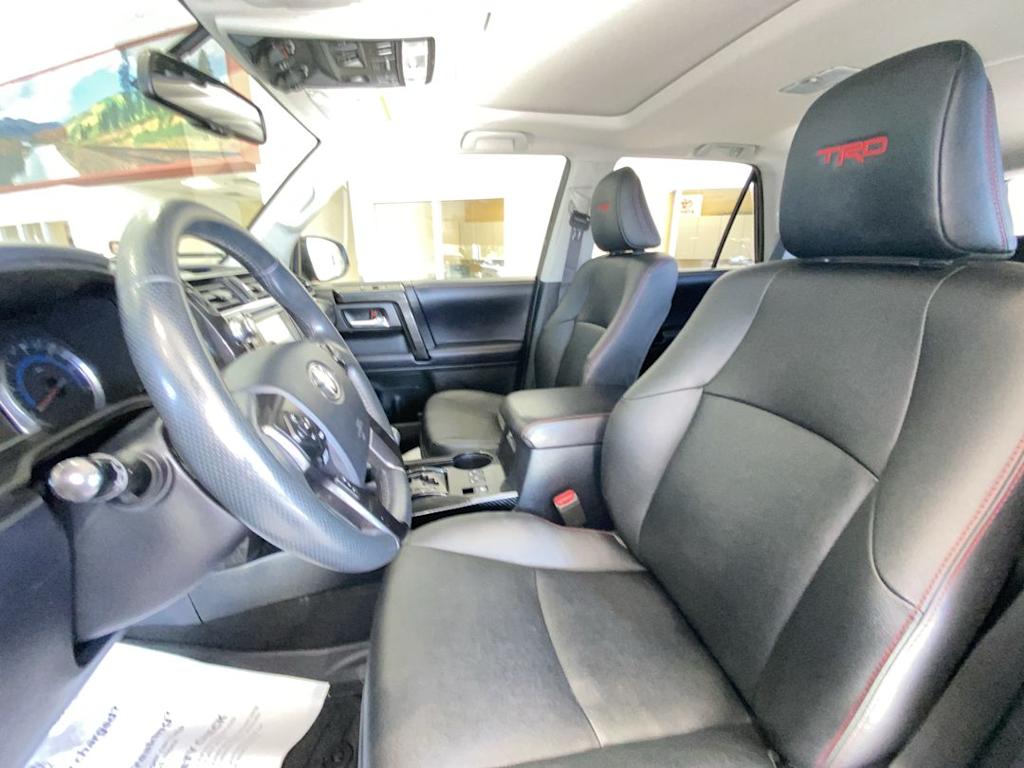 Thumbnail: 2019 Toyota 4Runner - 8