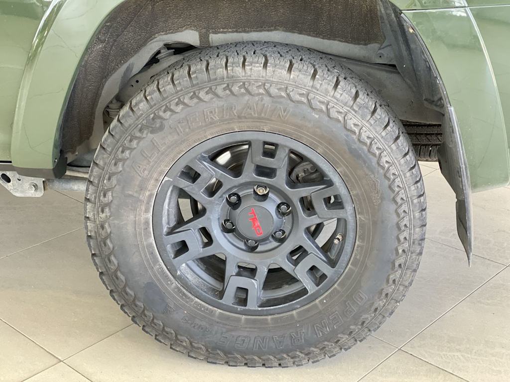 Thumbnail: 2020 Toyota 4Runner - 20