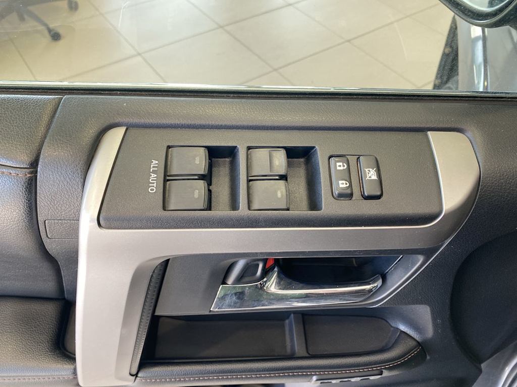 2014 Toyota 4Runner Limited 23