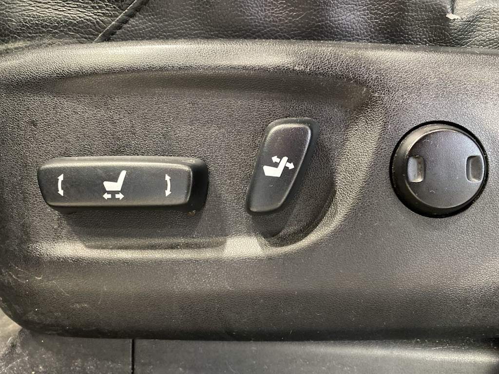 2013 Toyota 4Runner Limited 22