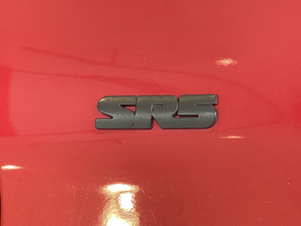 Thumbnail: 2015 Toyota 4Runner - 7