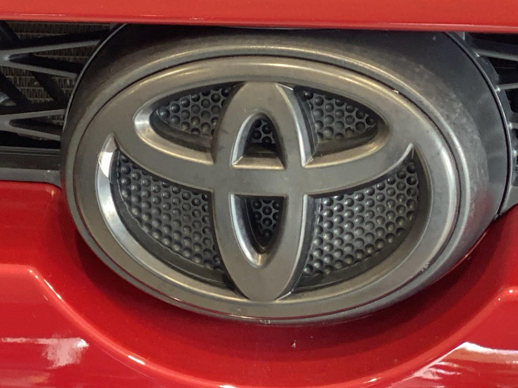 Thumbnail: 2015 Toyota 4Runner - 8