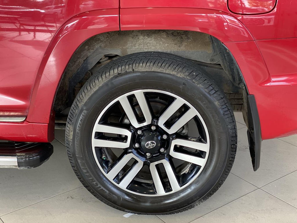 Thumbnail: 2017 Toyota 4Runner - 19