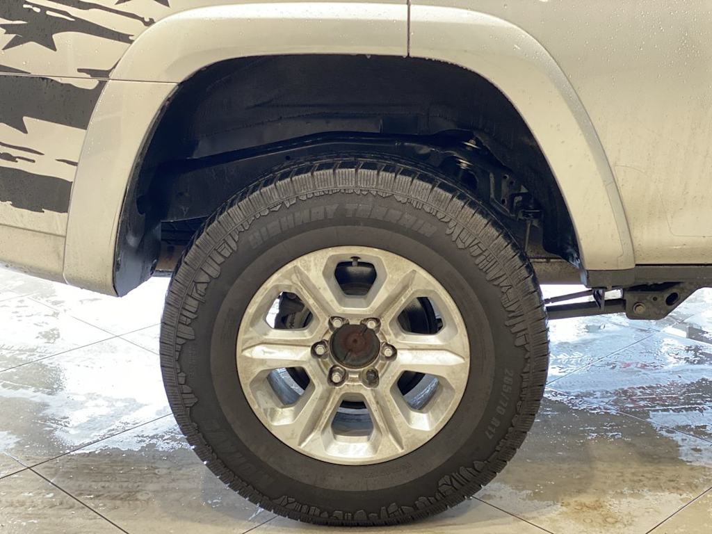 2019 Toyota 4Runner TRD Off-Road - Photo 7