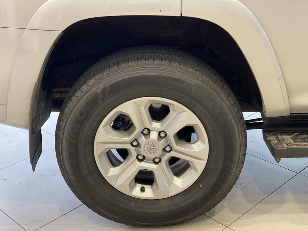 Thumbnail: 2024 Toyota 4Runner - 21