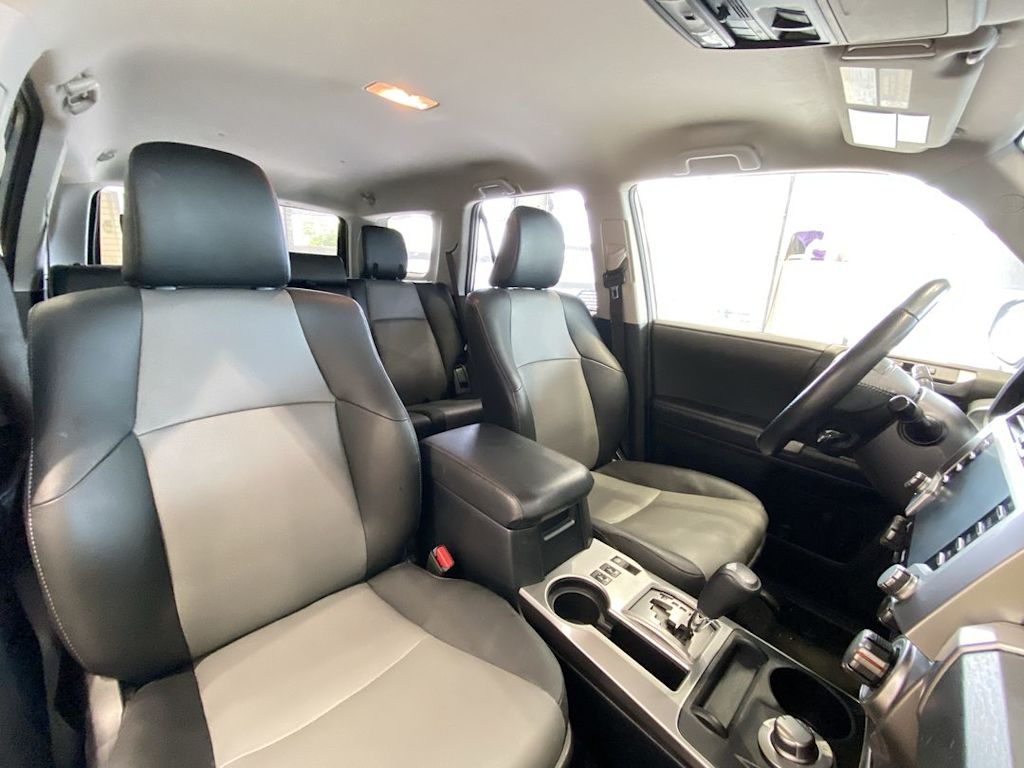 Thumbnail: 2024 Toyota 4Runner - 10