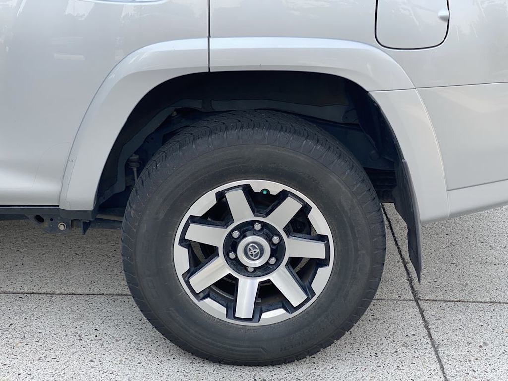 Thumbnail: 2021 Toyota 4Runner - 7