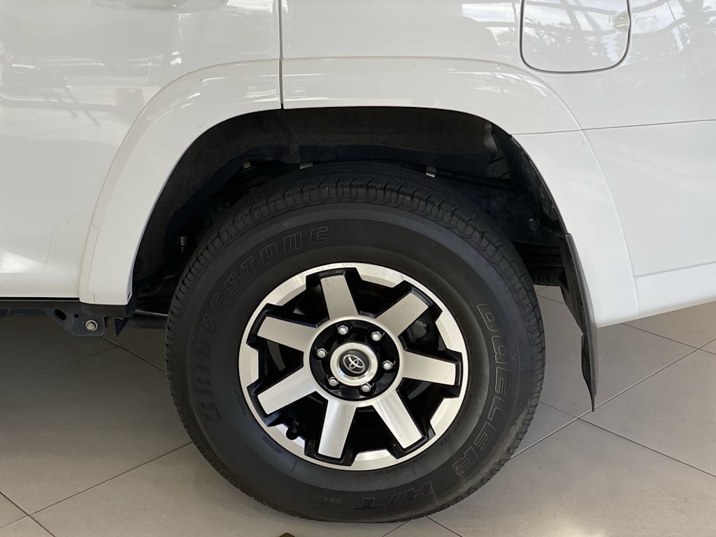 Thumbnail: 2023 Toyota 4Runner - 22