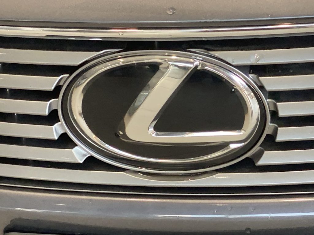 Thumbnail: 2014 Lexus ES - 19