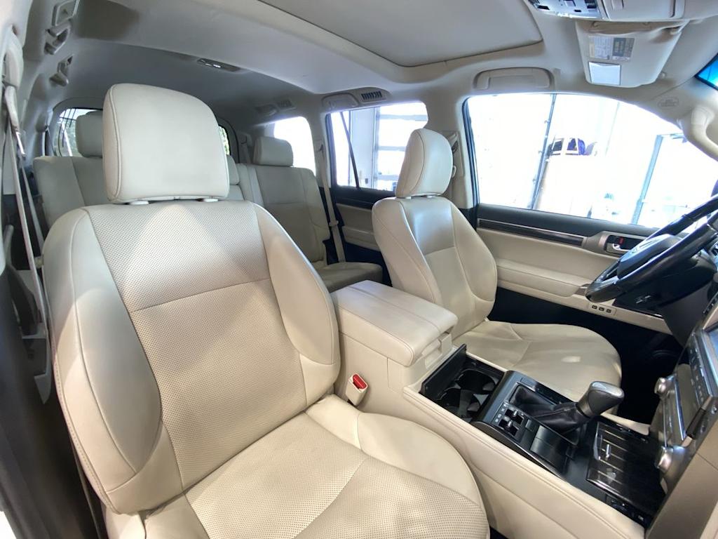 Thumbnail: 2021 Lexus GX - 11