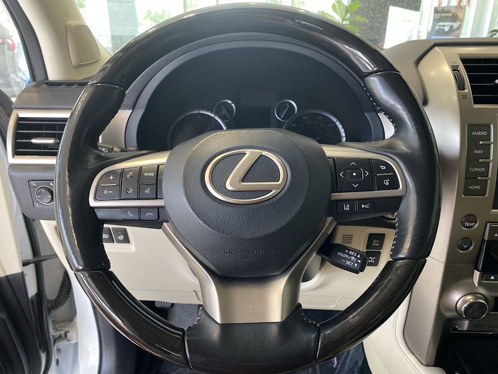 Thumbnail: 2021 Lexus GX - 2