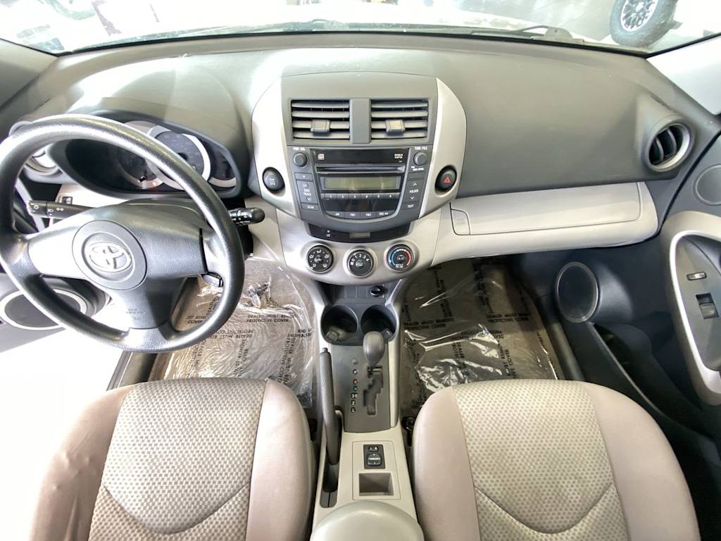 Thumbnail: 2006 Toyota RAV4 - 9