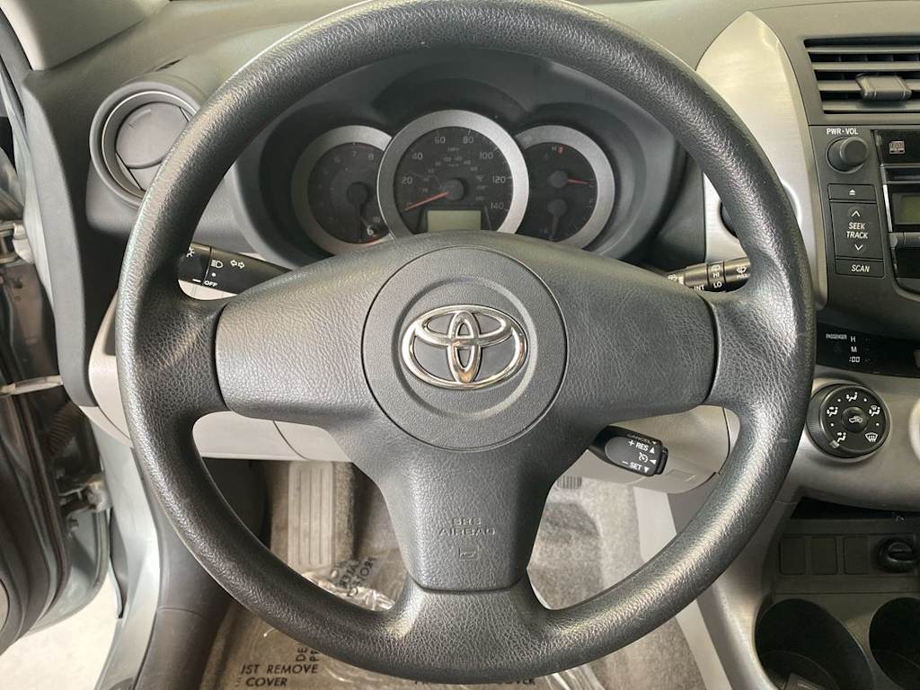 Thumbnail: 2006 Toyota RAV4 - 2