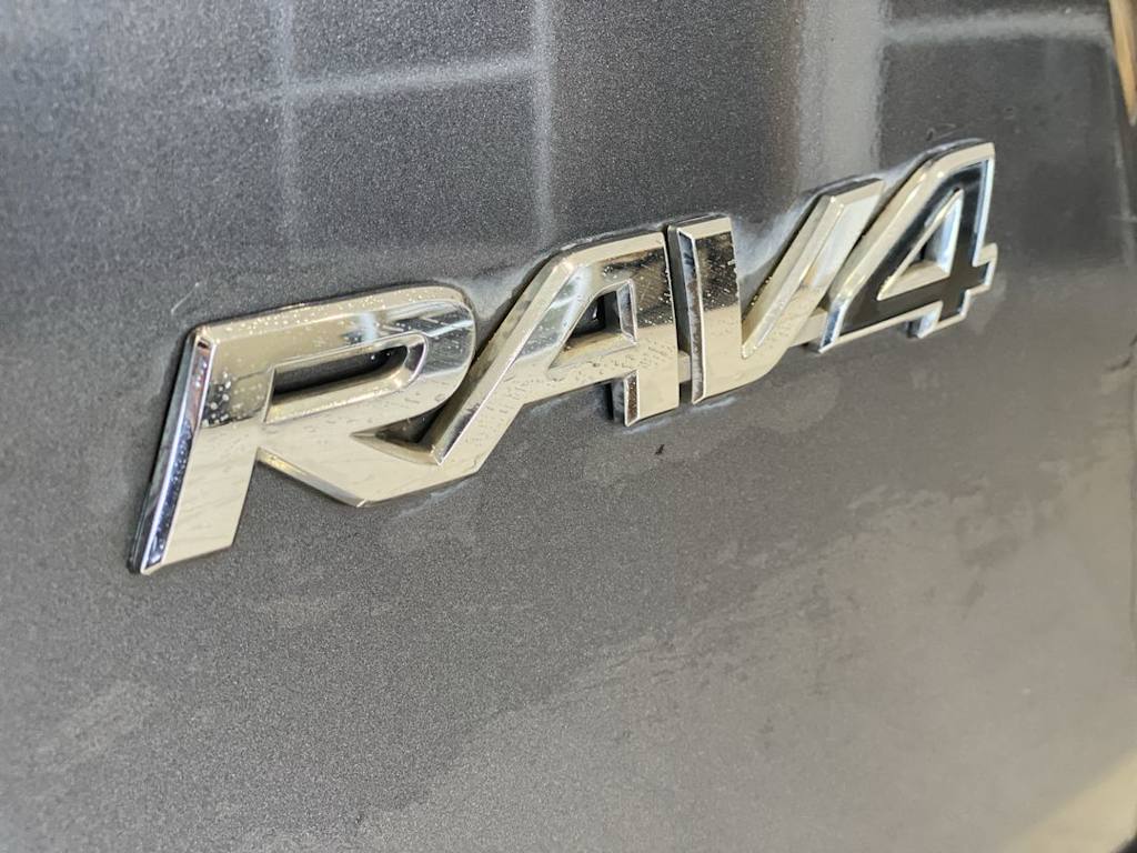Thumbnail: 2018 Toyota RAV4 - 5