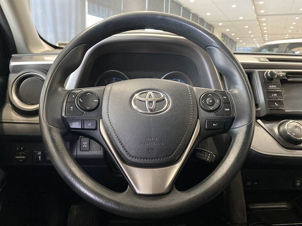 Thumbnail: 2018 Toyota RAV4 - 2