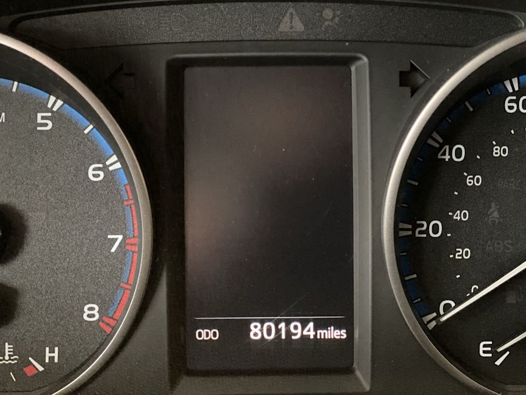 Thumbnail: 2018 Toyota RAV4 - 14