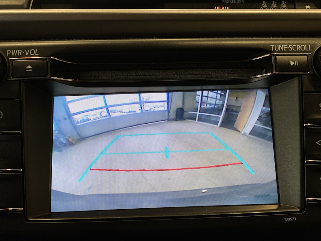 Thumbnail: 2018 Toyota RAV4 - 25