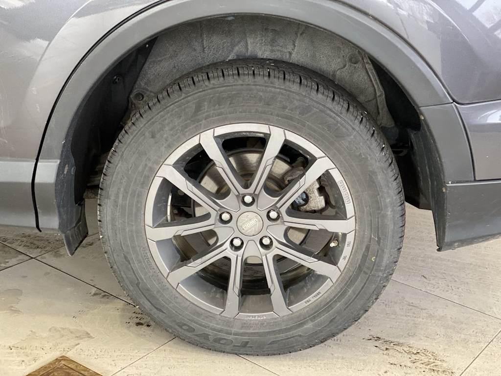 Thumbnail: 2018 Toyota RAV4 - 7