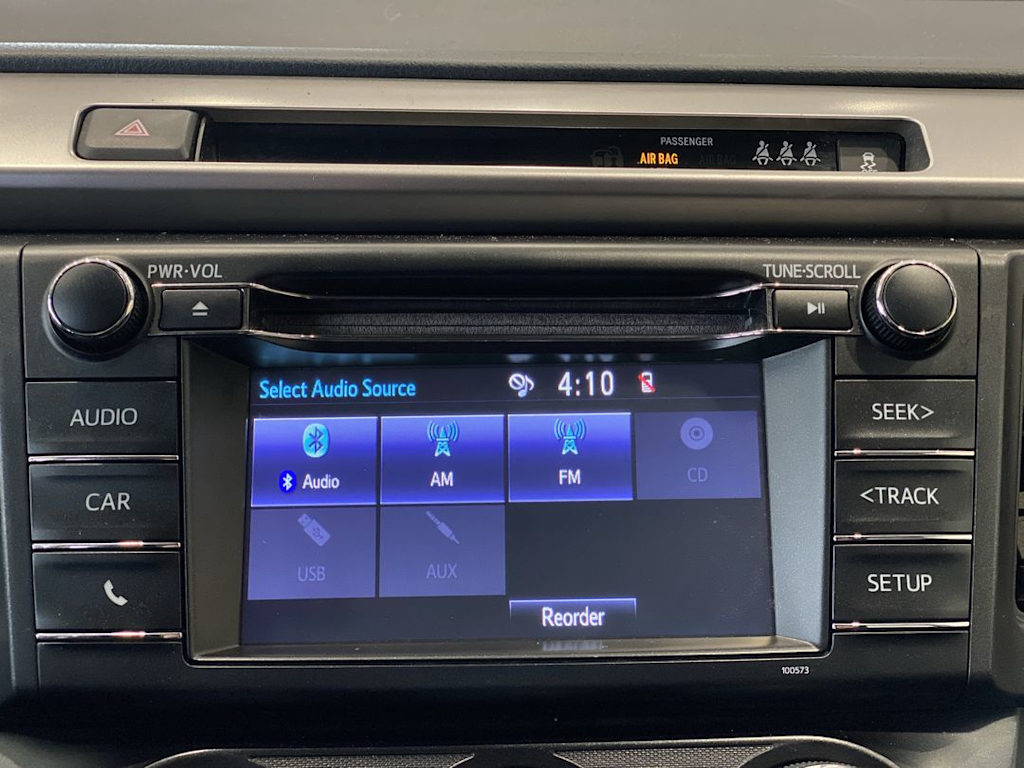 Thumbnail: 2018 Toyota RAV4 - 12