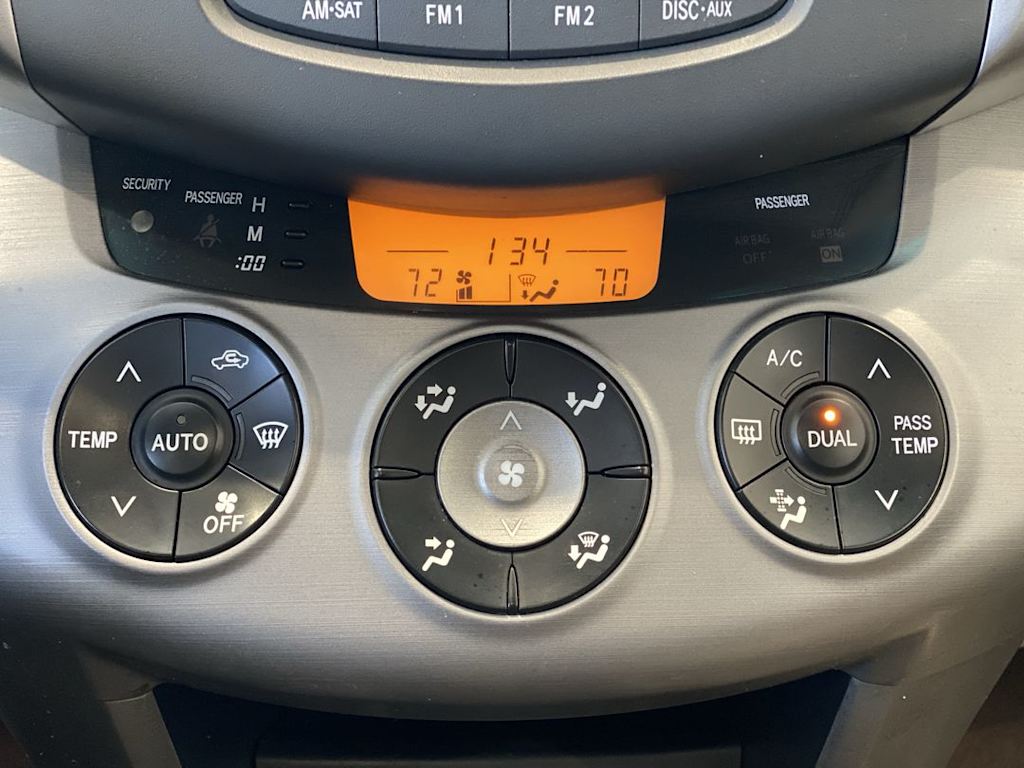 Thumbnail: 2008 Toyota RAV4 - 24