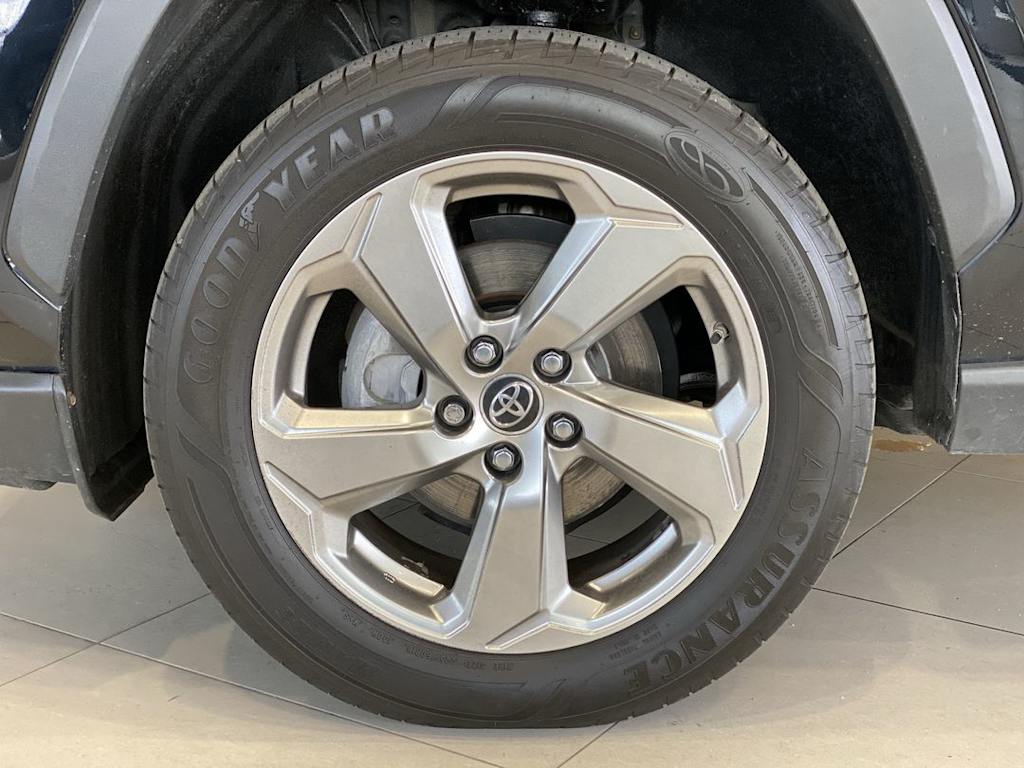 2019 Toyota RAV4 Limited 7