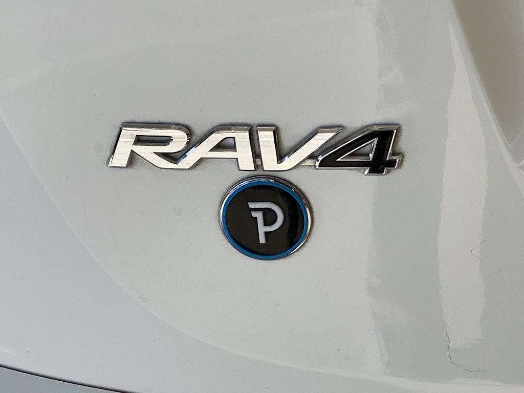 Thumbnail: 2018 Toyota RAV4 - 7