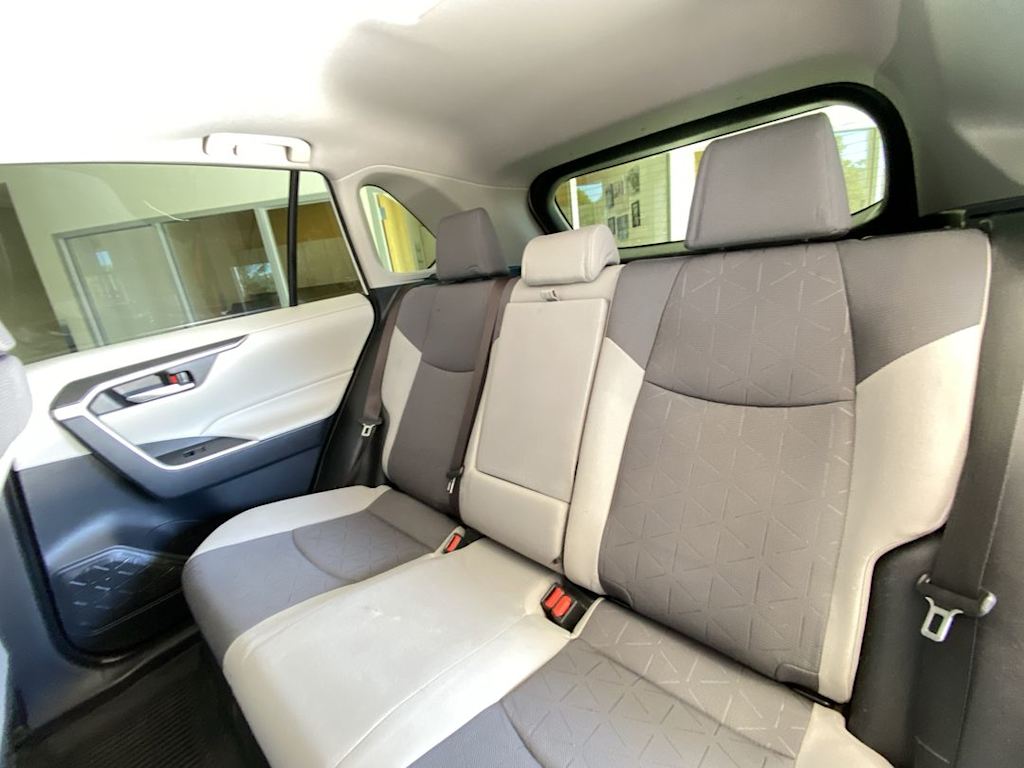 Thumbnail: 2019 Toyota RAV4 - 11