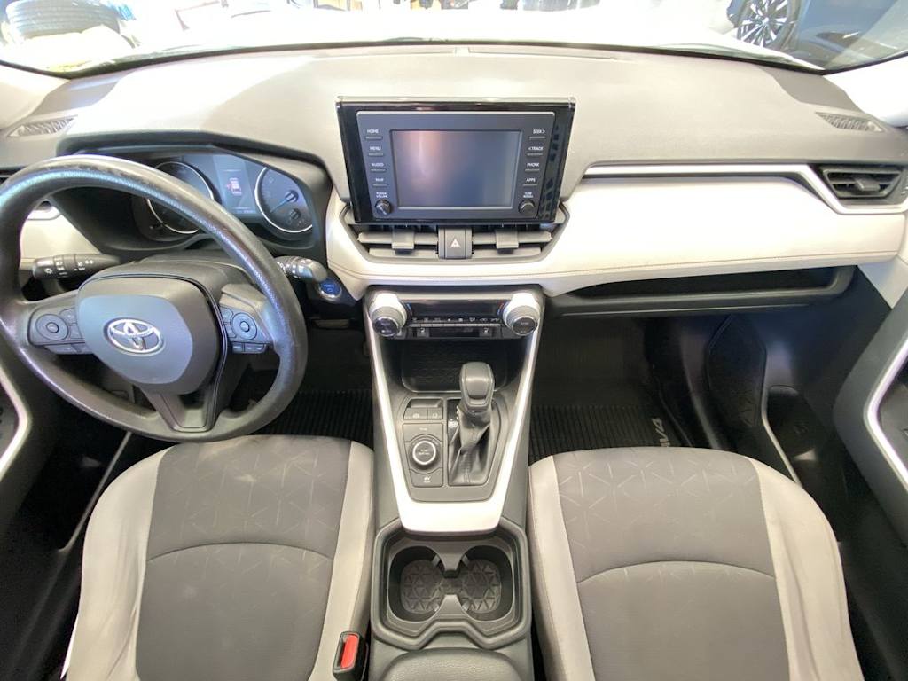 Thumbnail: 2019 Toyota RAV4 - 8