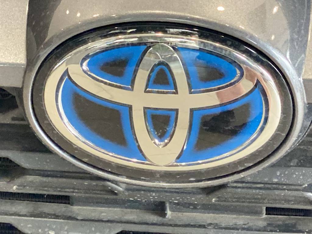 Thumbnail: 2023 Toyota RAV4 - 6