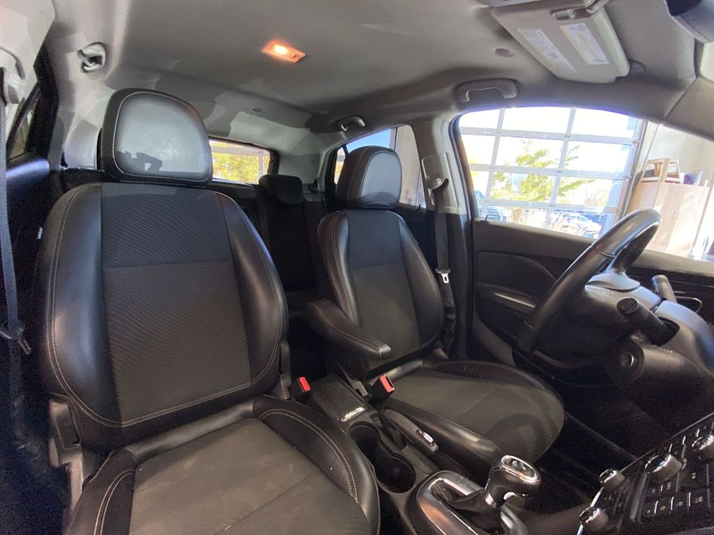 Thumbnail: 2014 Buick Encore - 11