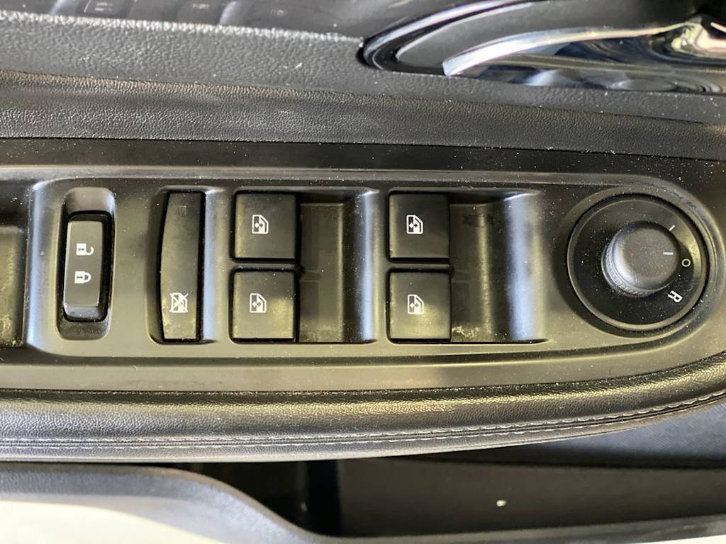 Thumbnail: 2019 Buick Encore - 23