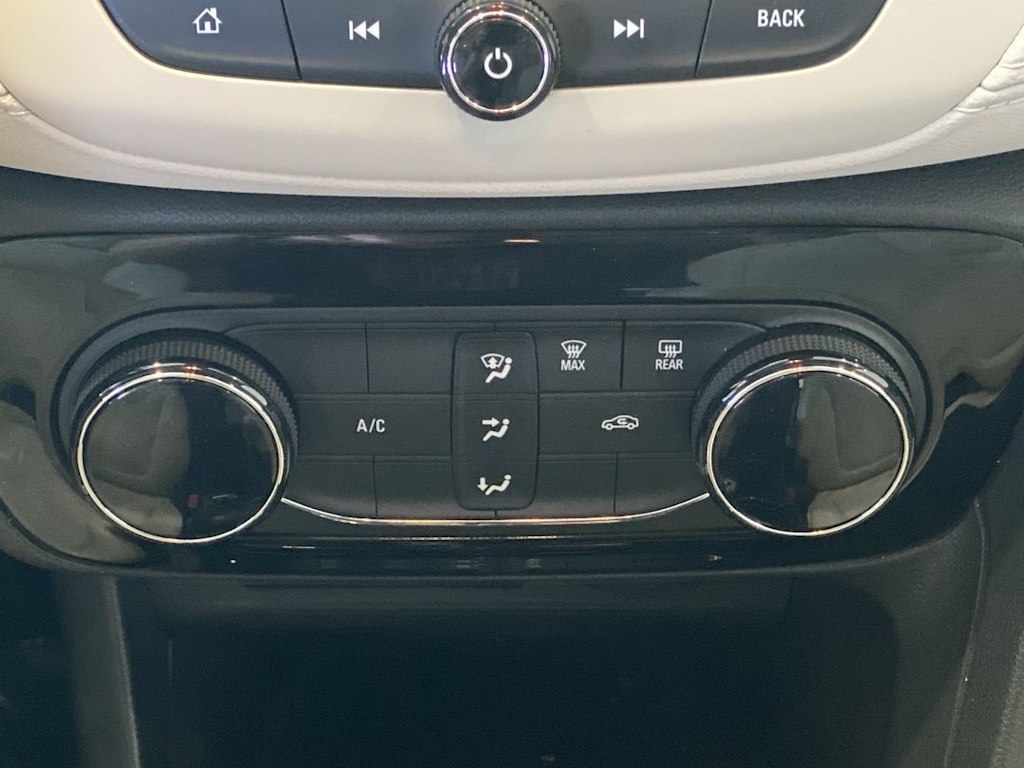 Thumbnail: 2021 Buick Encore GX - 25