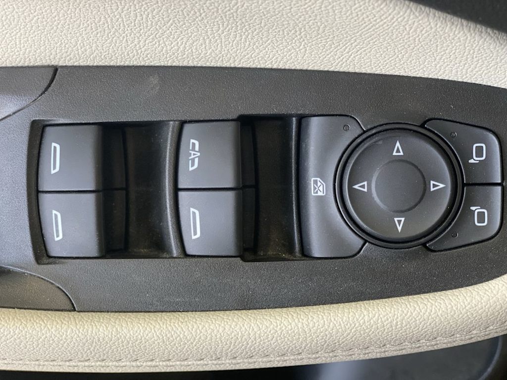 Thumbnail: 2021 Buick Encore GX - 22
