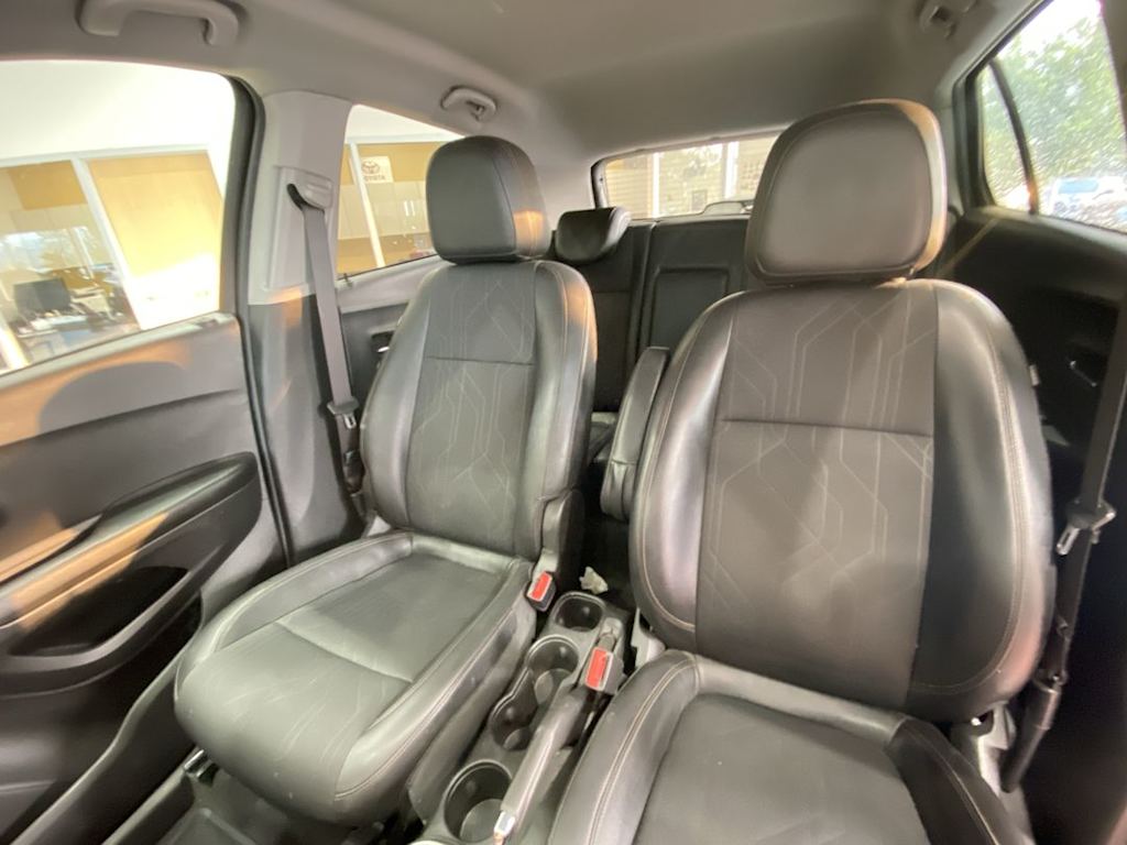 Thumbnail: 2022 Chevrolet Trax - 10