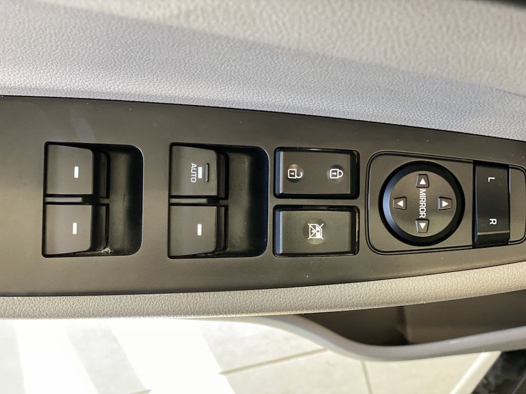 Thumbnail: 2020 Hyundai Tucson - 24