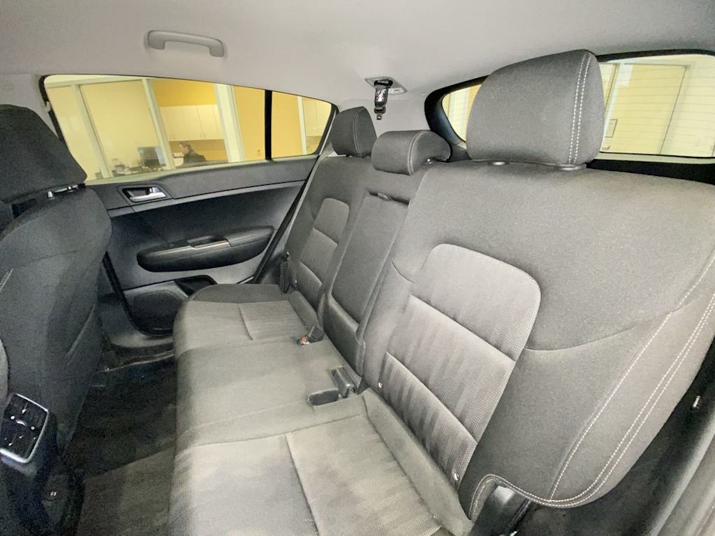 Thumbnail: 2021 Kia Sportage - 10