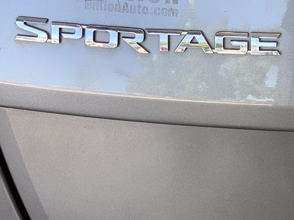 Thumbnail: 2017 Kia Sportage - 21