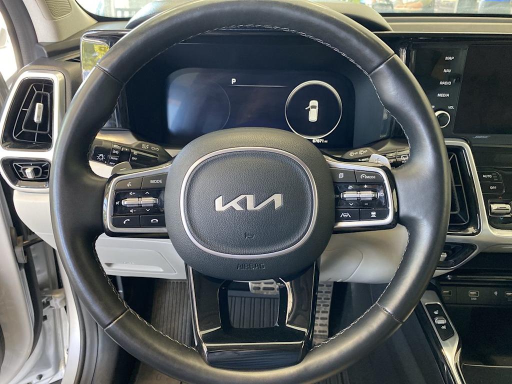 Thumbnail: 2023 Kia Sorento - 2
