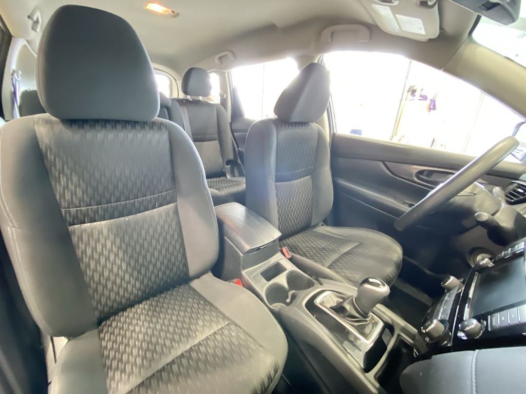 Thumbnail: 2020 Nissan Rogue - 11