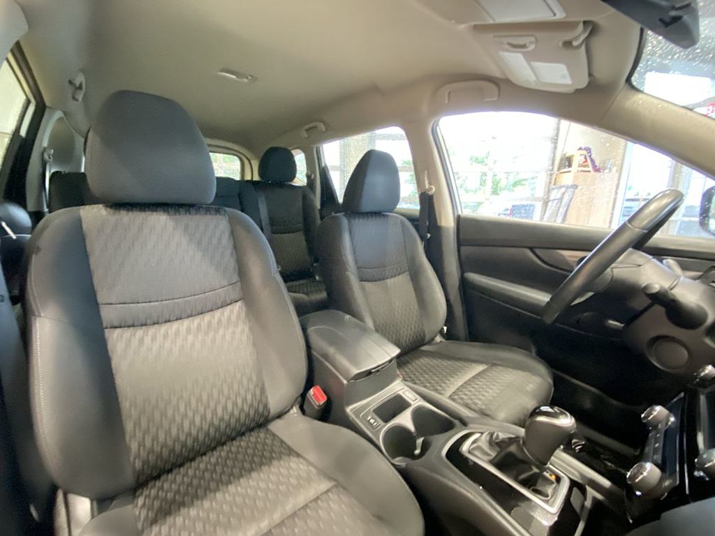 Thumbnail: 2018 Nissan Rogue - 10