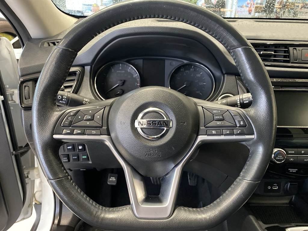 Thumbnail: 2018 Nissan Rogue - 2