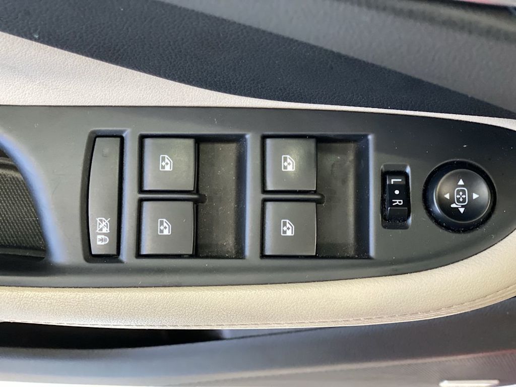 Thumbnail: 2017 Buick Envision - 24