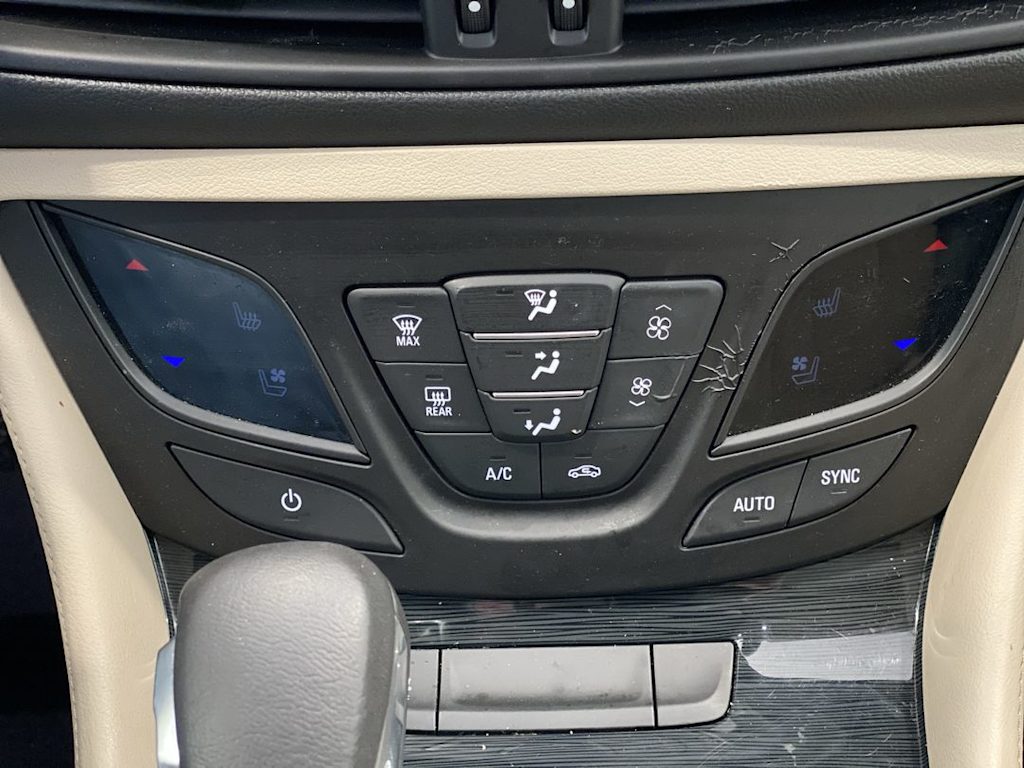 Thumbnail: 2017 Buick Envision - 27