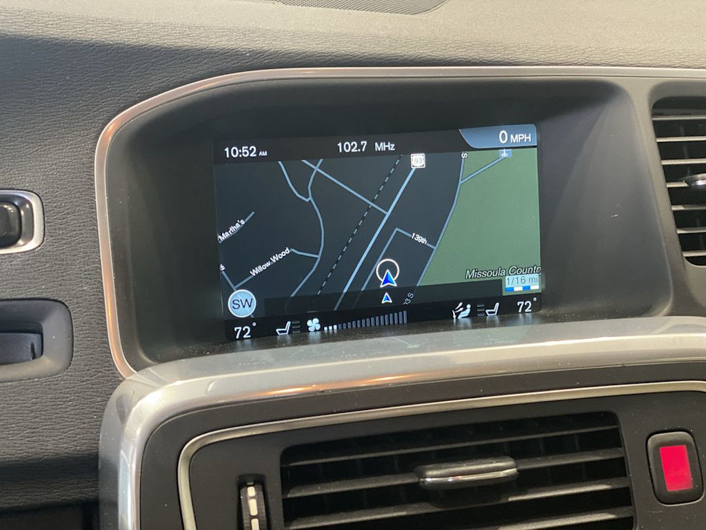 Thumbnail: 2016 Volvo S60 - 25