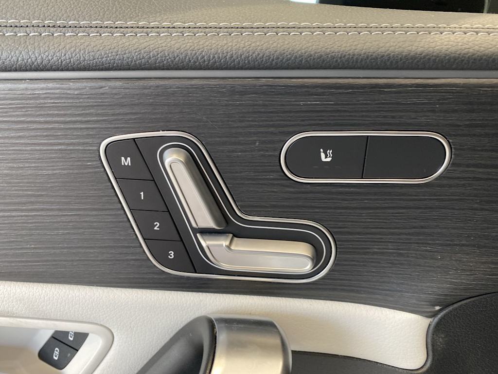 Thumbnail: 2021 Mercedes-Benz CLA - 23