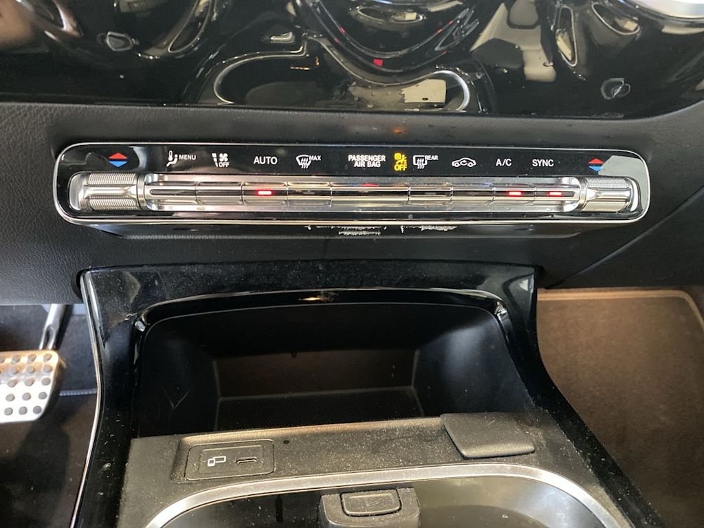 Thumbnail: 2021 Mercedes-Benz CLA - 26