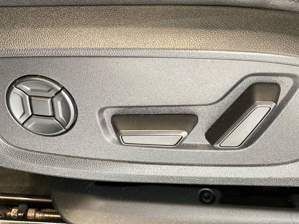 Thumbnail: 2020 Audi Q3 - 22