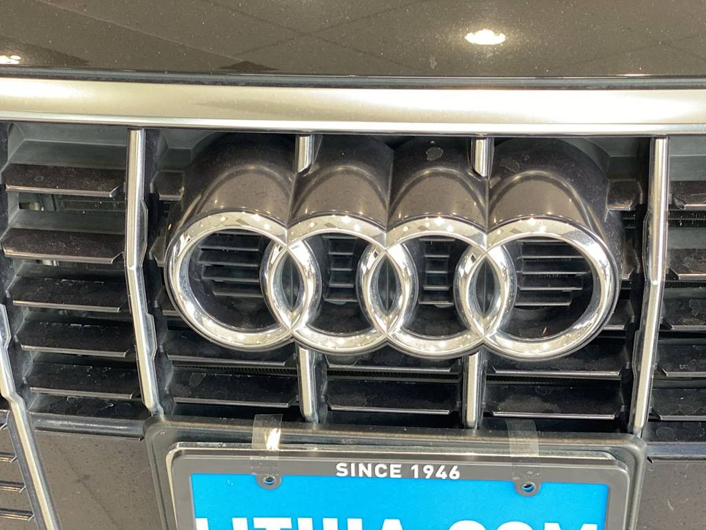Thumbnail: 2020 Audi Q3 - 7