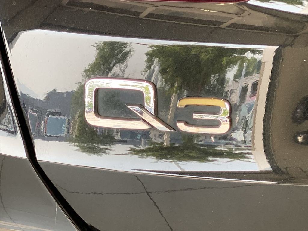 Thumbnail: 2020 Audi Q3 - 20