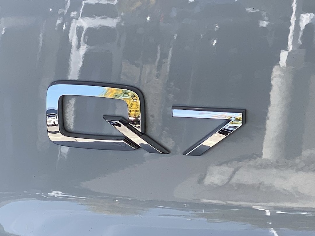 Thumbnail: 2021 Audi Q7 - 6